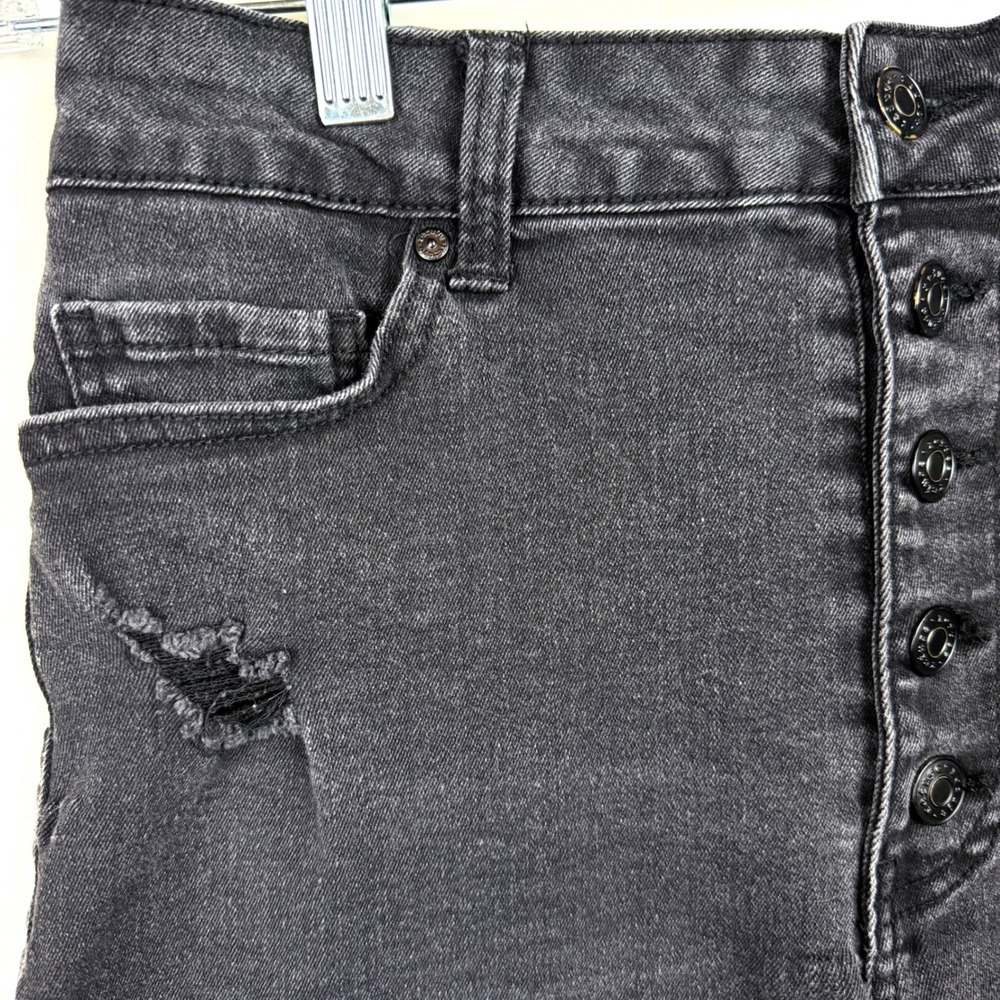 Refuge Denim Nashville Shorts Juniors 9 Black High Rise Button Fly Distressed - Picture 9 of 9